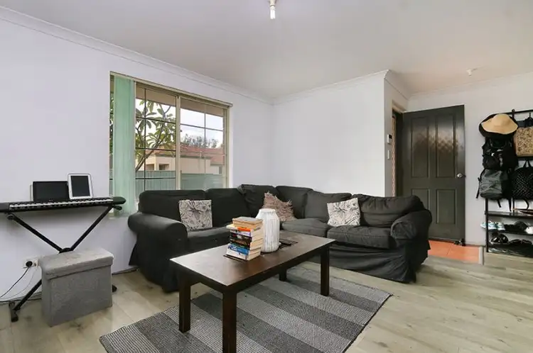 Sixth view of Homely villa listing, 27/33 Seaforth Avenue, Gosnells WA 6110