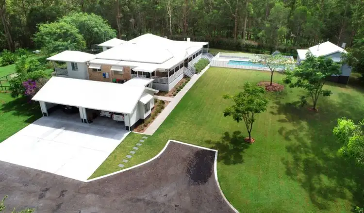 102 Lynwood Drive