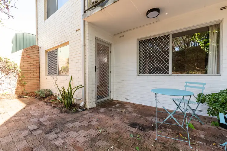 4/109 Weaponess Road, Wembley Downs WA 6019