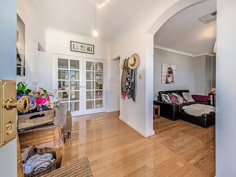 6 Turnwood Vista, Wanneroo WA 6065