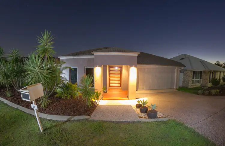 16 Clydesdale Place, Sumner QLD 4074