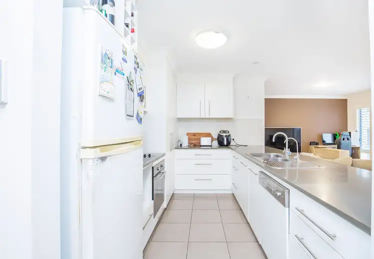 Fourth view of Homely townhouse listing, 8/76 Bayswater Avenue, Varsity Lakes QLD 4227