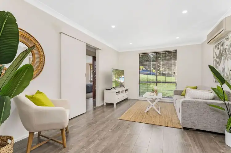 Second view of Homely house listing, 7 Maylie Close, Ambarvale NSW 2560