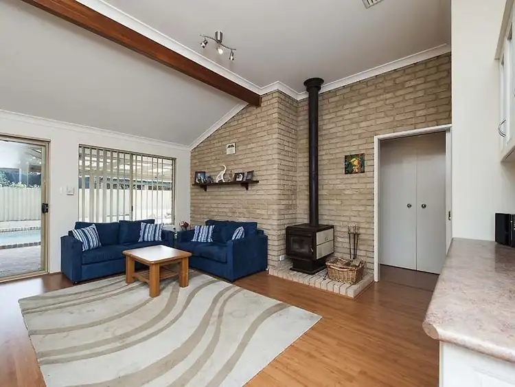 Fifth view of Homely house listing, 4 Passerine Close, Edgewater WA 6027