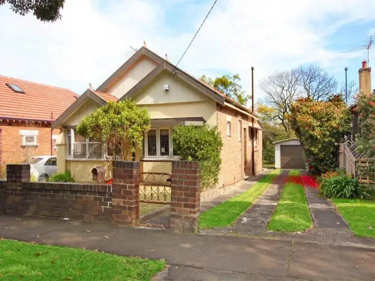 58 Cheviot St, Ashbury NSW 2193