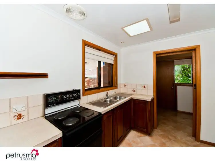 Fourth view of Homely unit listing, 4/15 Park Road, Lindisfarne TAS 7015