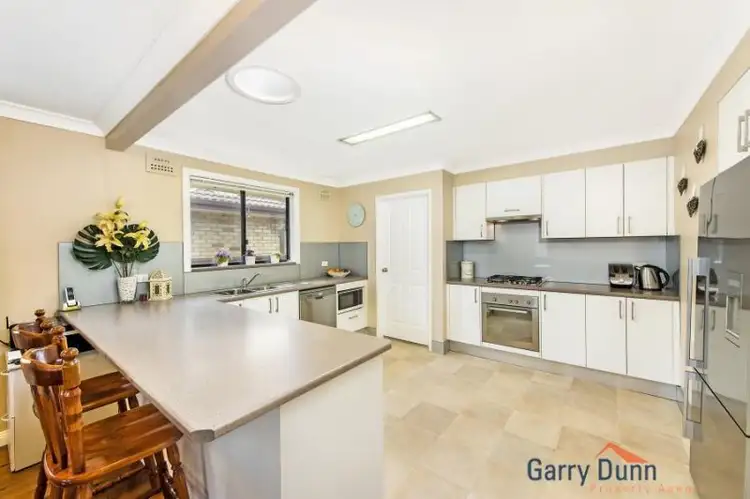 31 Bradey Ave, Hammondville NSW 2170