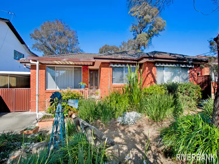 25 Macleay Street, Greystanes NSW 2145