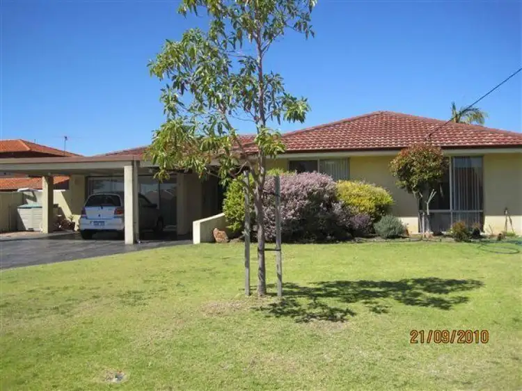 8 Owen Place, Hamersley WA 6022