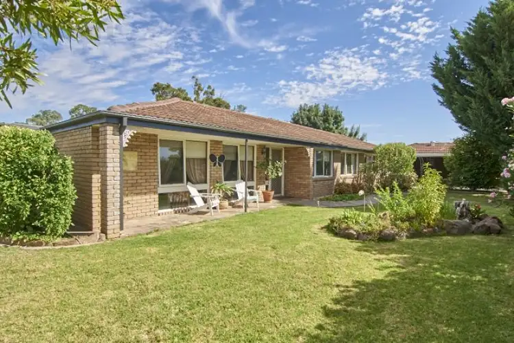 483 Lake Albert Road, Lake Albert NSW 2650