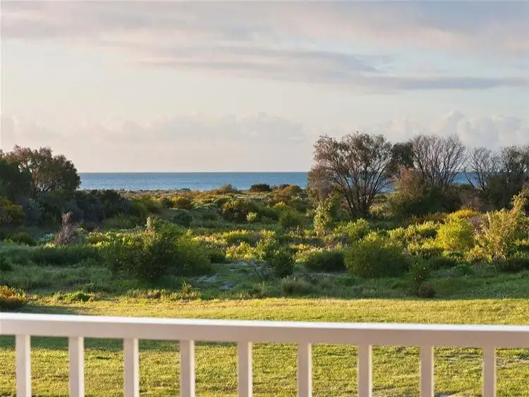 626 Geographe Bay Road, Broadwater WA 6280