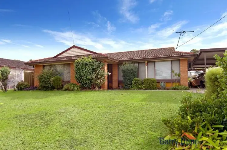 6 Foveaux Ave, Lurnea NSW 2170