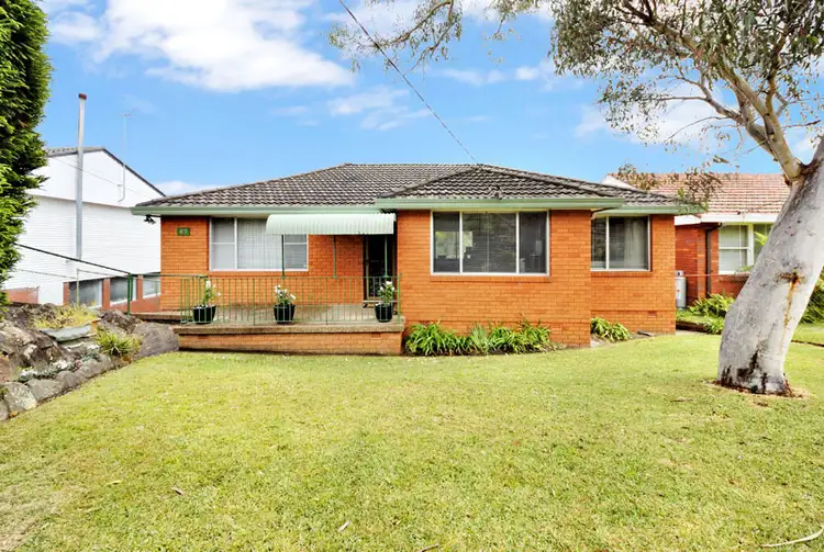 67 Laurina Avenue, Yarrawarrah NSW 2233
