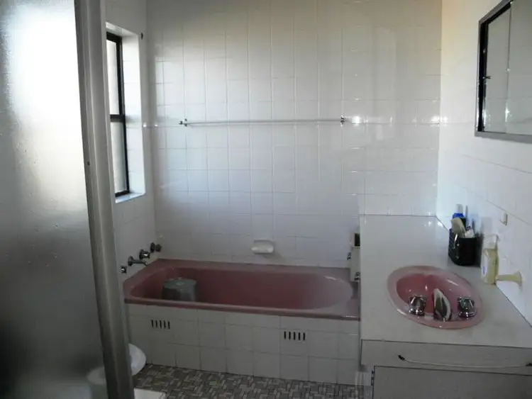 Third view of Homely flat listing, 6/6 Burr Ave, Nowra NSW 2541