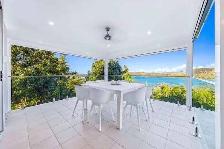 Oasis 22/5 Banksia Court, Hamilton Island QLD 4803