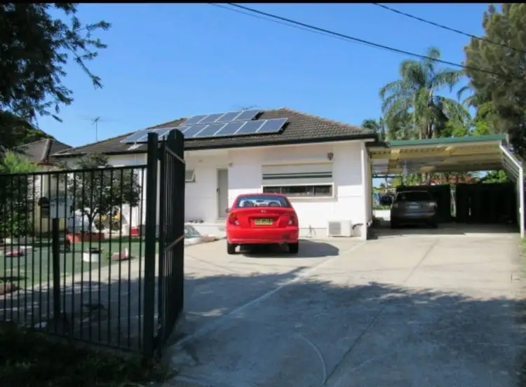 Main view of Homely house listing, 10 Dan Cresent, Lansvale NSW 2166