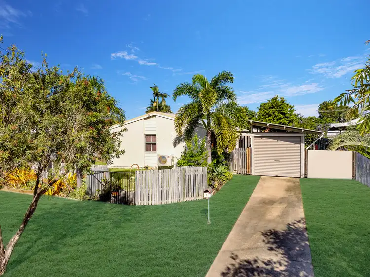 8 Josephine Crescent, Rasmussen QLD 4815