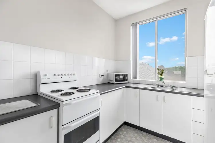 Sixth view of Homely unit listing, 8/71 Dawson Street, Cooks Hill NSW 2300