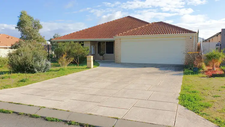 12 Korcula Court, Lake Coogee WA 6166