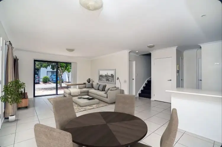 Second view of Homely unit listing, 5/698-700 Kingston Road, Loganlea QLD 4131