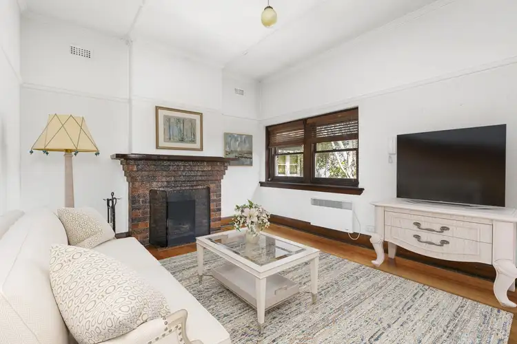 Third view of Homely apartment listing, 4/1 Coleridge Str, Elwood VIC 3184
