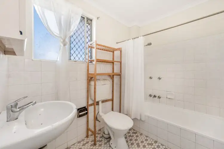 Sixth view of Homely block of units listing, 13 Illuka Street, Currajong QLD 4812