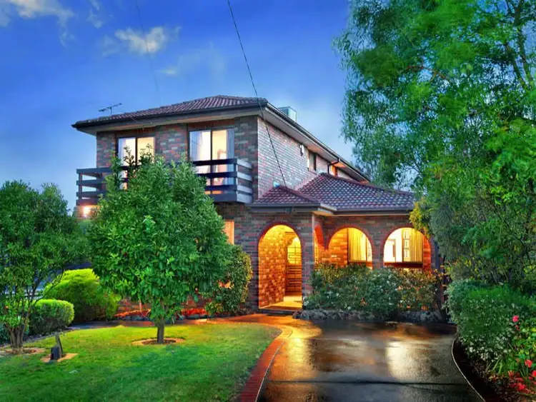 54 Bowen Road, Doncaster East VIC 3109