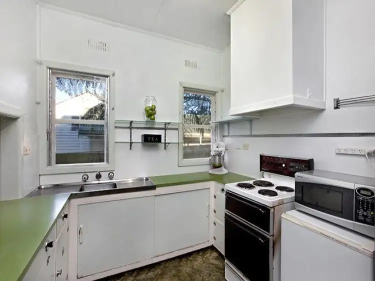 Fourth view of Homely house listing, 10 View Street, Croydon VIC 3136