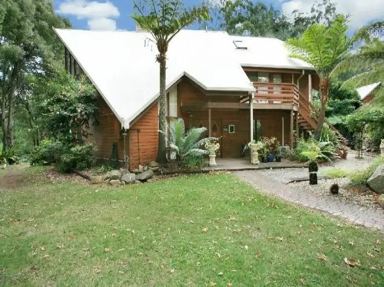 18 Brett Road, Warburton VIC 3799