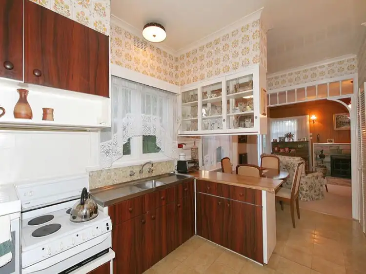 Fifth view of Homely house listing, 1 Aroona Avenue, Mitcham VIC 3132