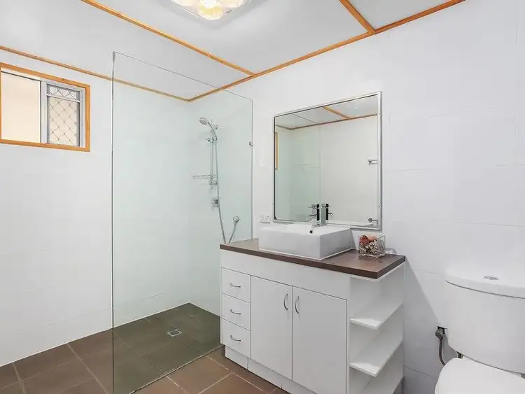 Sixth view of Homely house listing, 8 Lergessner Street, Biggera Waters QLD 4216