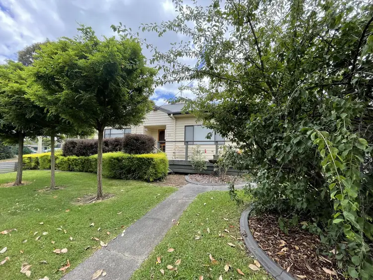 71 Church Street, Drouin VIC 3818