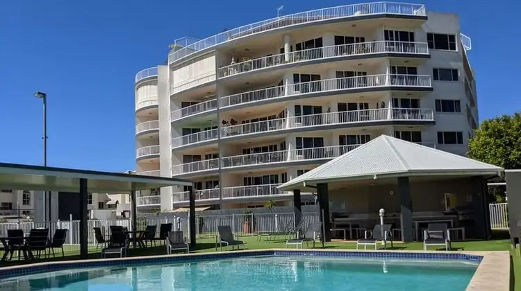 10/5 Links Court, Woorim QLD 4507