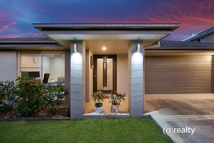 17 Brisbane Road, Warner QLD 4500