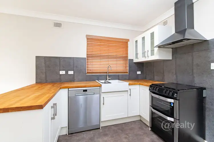15 Arnold Drive, Hackham SA 5163