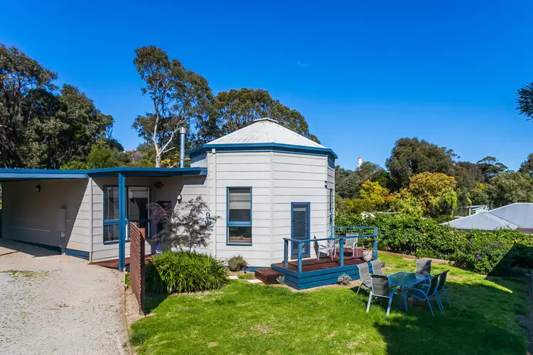 2/2-4 Barton Court, Aireys Inlet VIC 3231