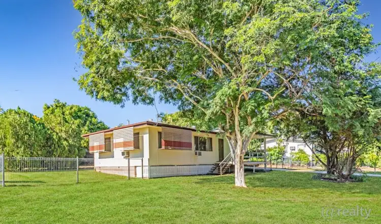 6 Shean Street, Moura QLD 4718