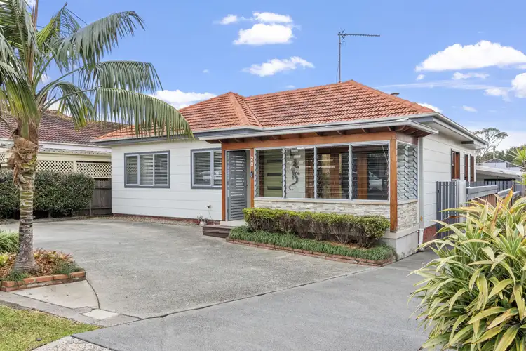 Second view of Homely house listing, 20 Anne st, Warilla NSW 2528