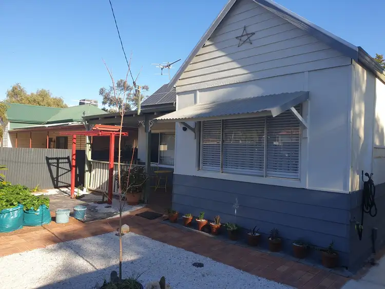 28 Rhodes Street, South Kalgoorlie WA 6430