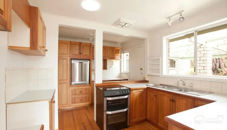 Third view of Homely house listing, 8 Peters Avenue, Summerhill TAS 7250