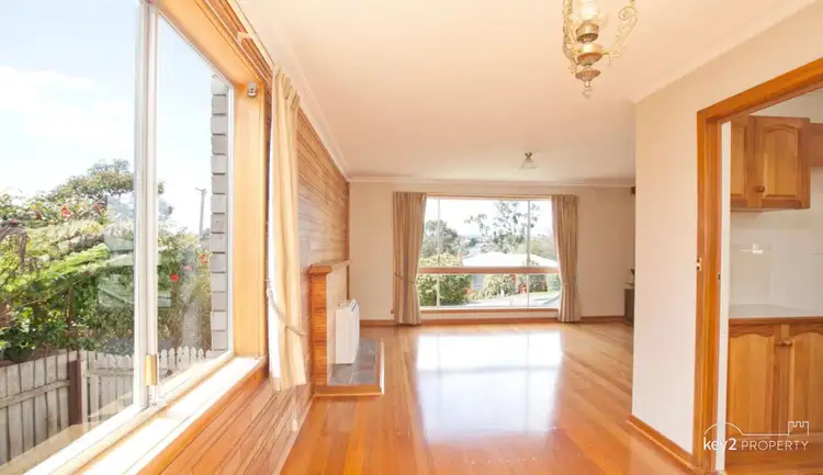 Fifth view of Homely house listing, 8 Peters Avenue, Summerhill TAS 7250