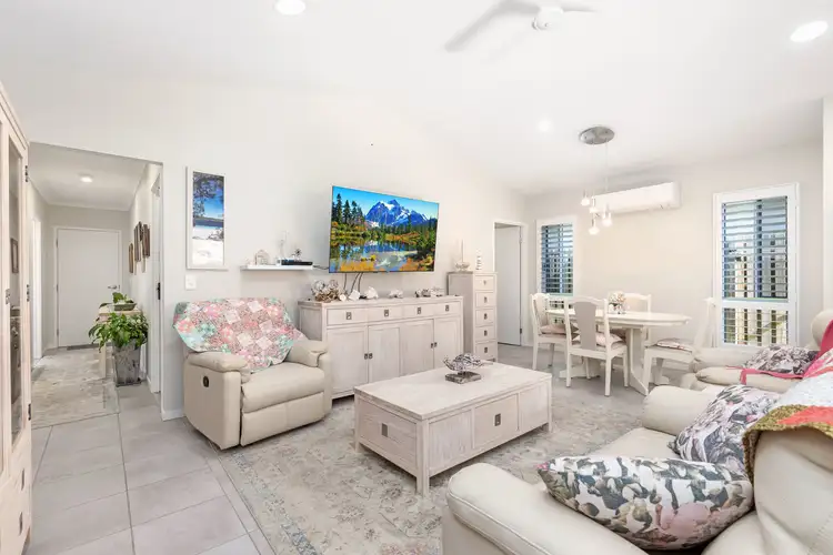 Third view of Homely retirement listing, 19/2-20 Island View Drive, Urangan QLD 4655