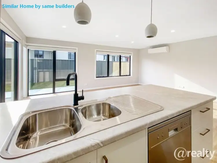 2/53 Hilton Road, Claremont TAS 7011