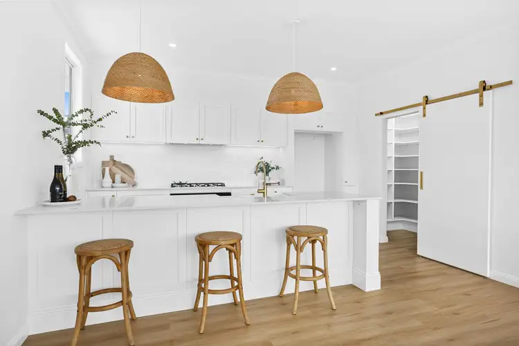 8 Pluto Place, Dunmore NSW 2529