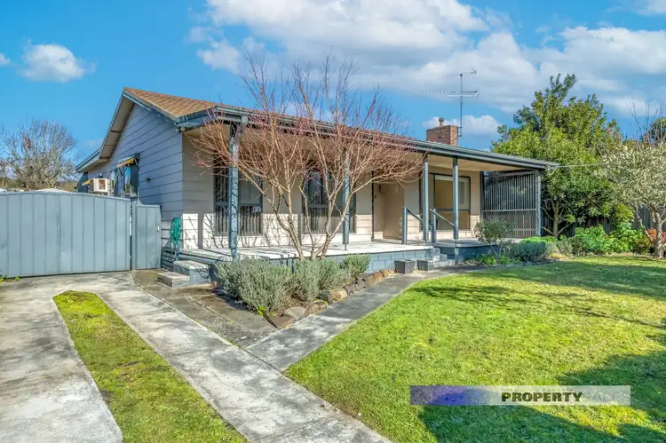 42 Marshall Avenue, Moe VIC 3825