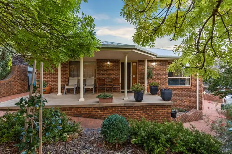 22 Cassia Way, Junee NSW 2663