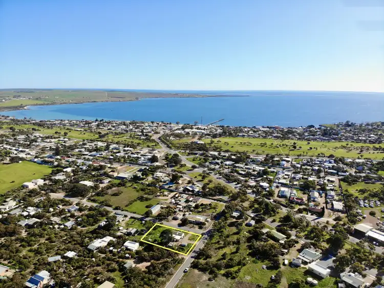 1 Feltus Street, Streaky Bay SA 5680