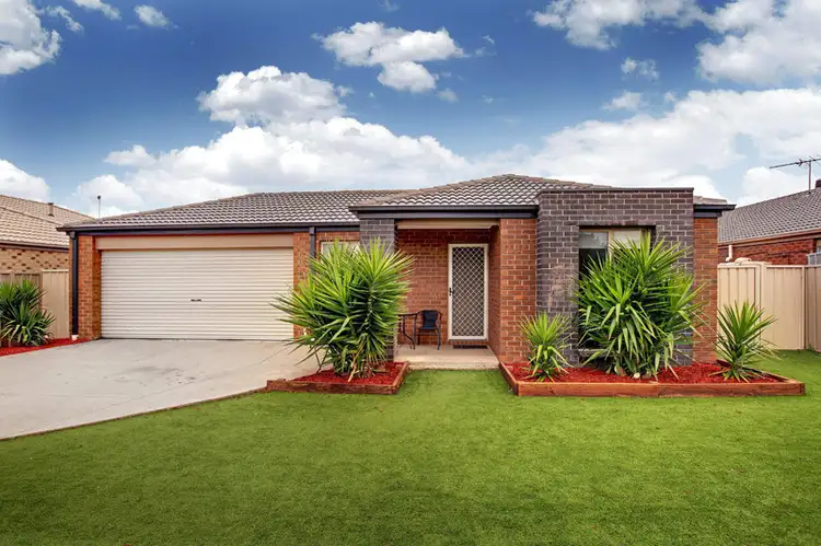 9 NICHOLSON STREET, Wallan VIC 3756