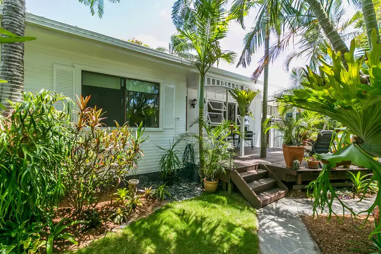 144 Sunshine Parade, Miami QLD 4220