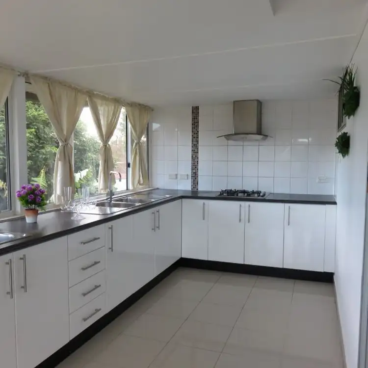 10 Sutherland Street, Canley Heights NSW 2166